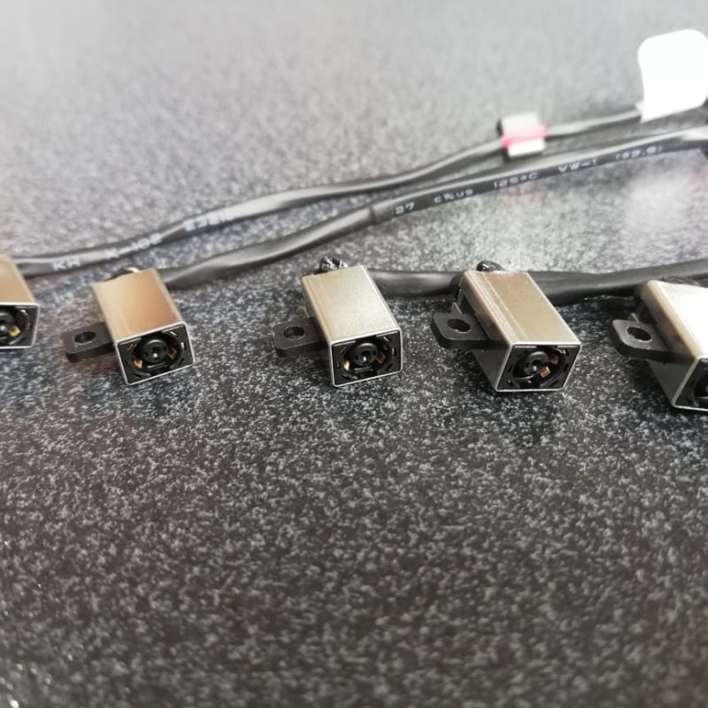 Conector Pin De Carga Laptop Dell 15-5000 Series Original